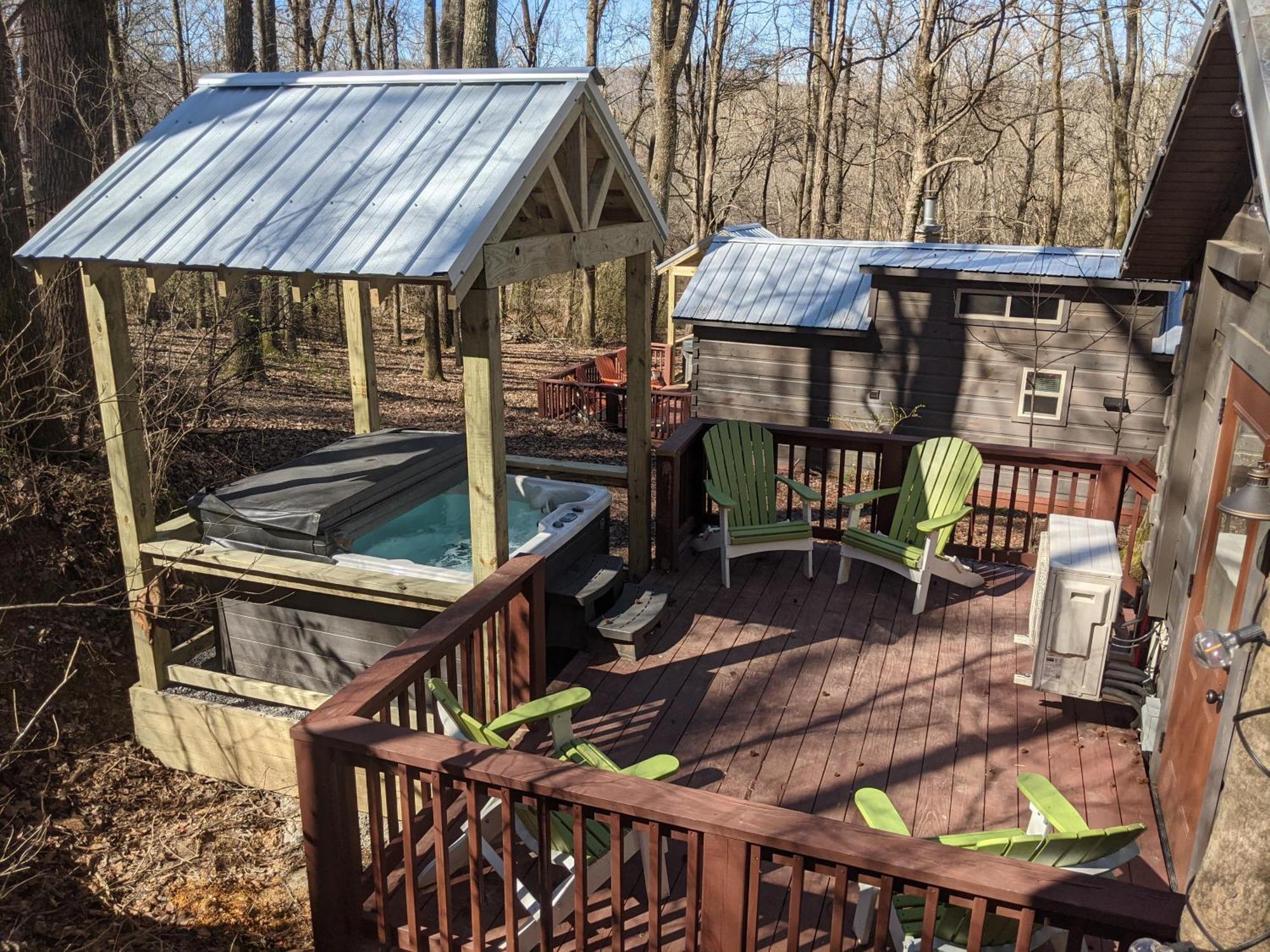 Martha Cabin Tiny Cabin By Downtown Чатануга Екстериор снимка